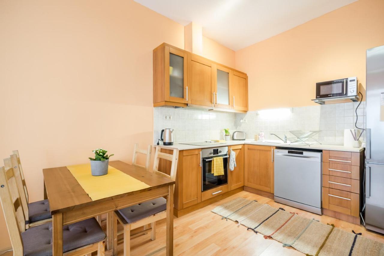 Central Premier Apartment Budapest Eksteriør bilde