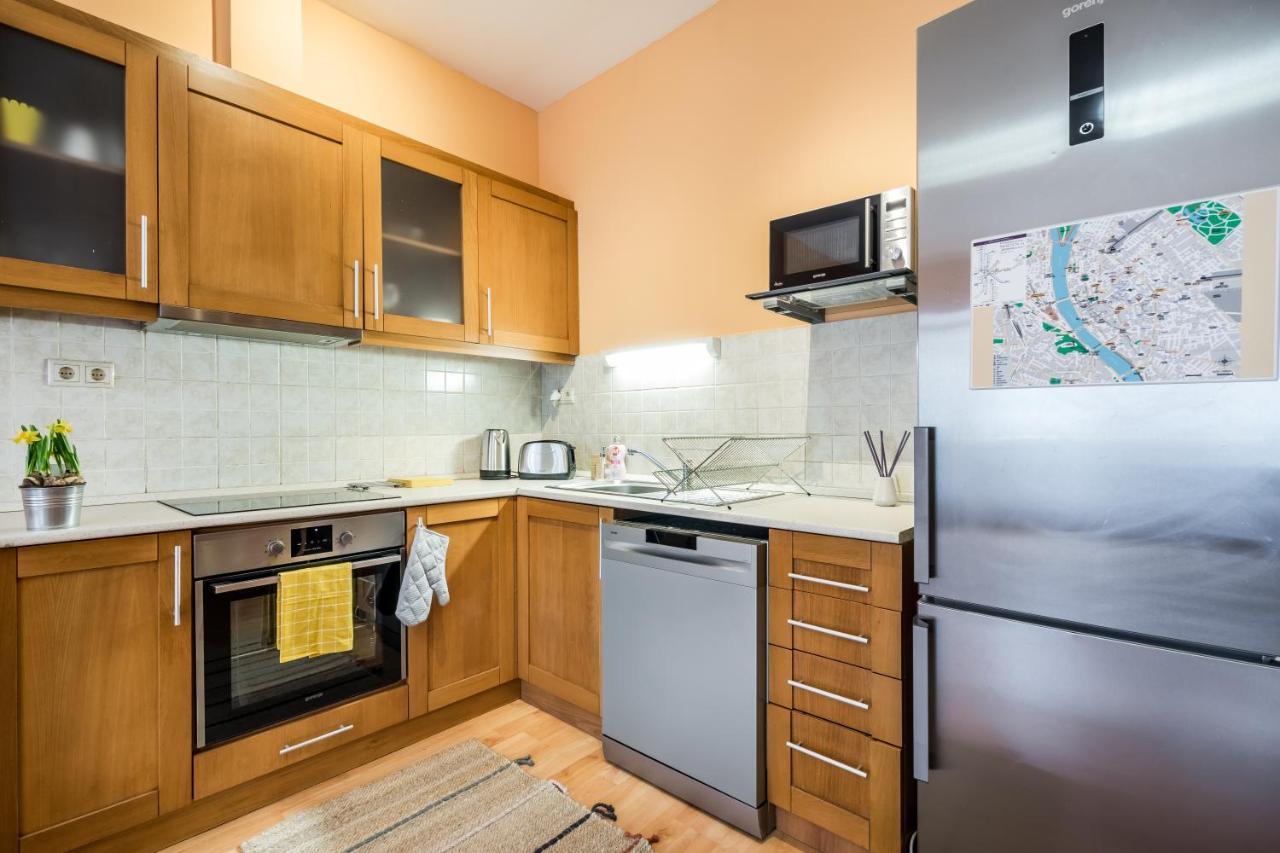 Central Premier Apartment Budapest Eksteriør bilde