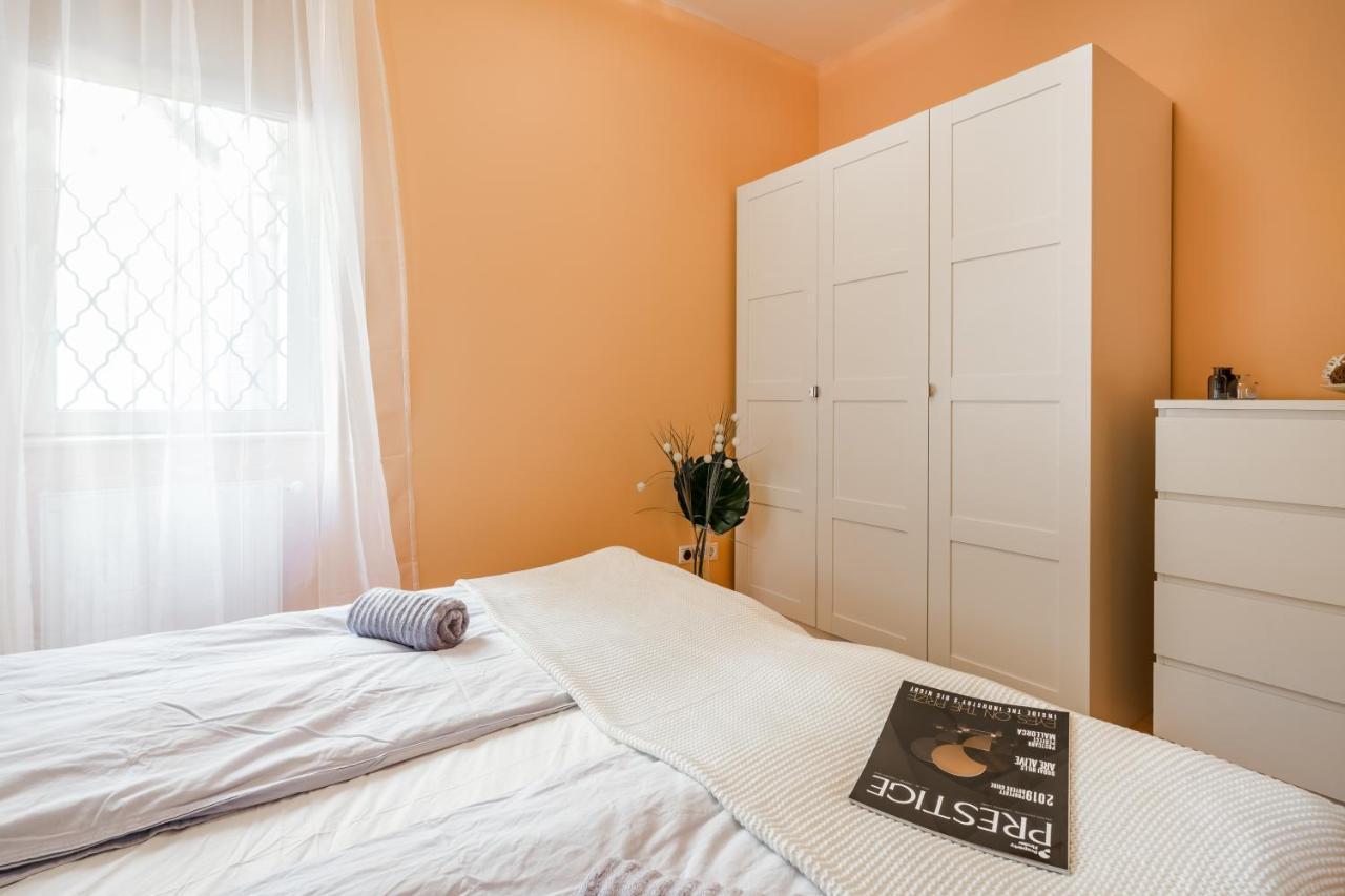 Central Premier Apartment Budapest Eksteriør bilde